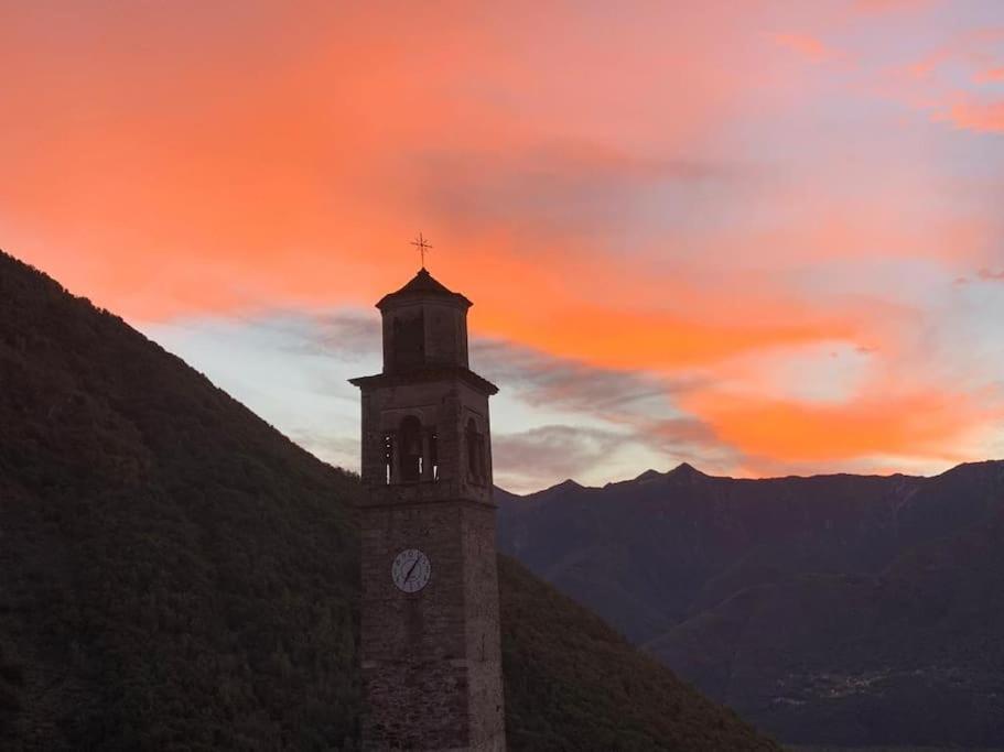 Casa Del Cios Calda E Intima Casetta Immersa Nel Verde Delle Montagne Alpe Basciumo المظهر الخارجي الصورة